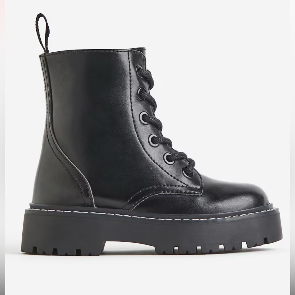 H&M Lace-Up Girls Boots - Picture 2 of 8
